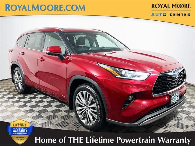 2023 Toyota Highlander Hybrid Platinum