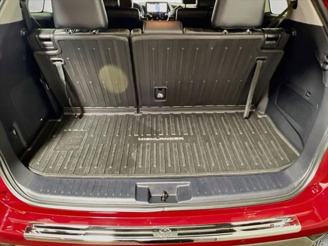 2020 Toyota Highlander Hybrid Platinum