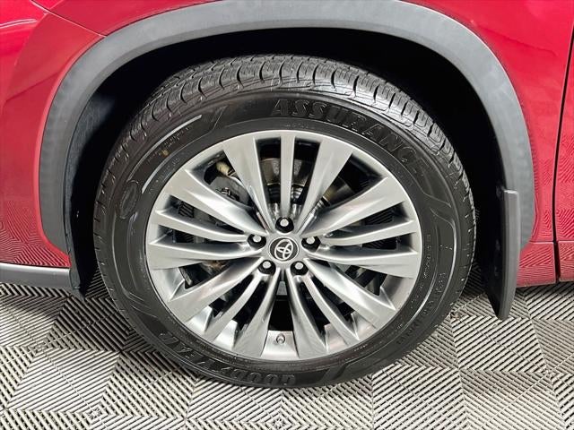 2020 Toyota Highlander Hybrid Platinum