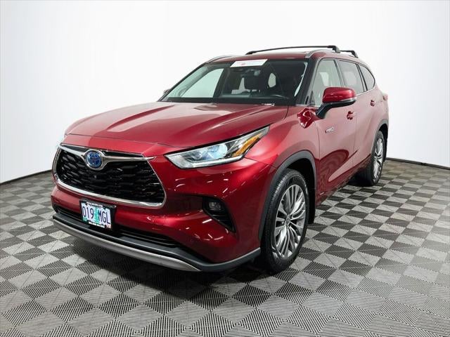 2020 Toyota Highlander Hybrid Platinum