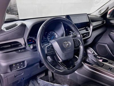 2020 Toyota Highlander Hybrid Platinum