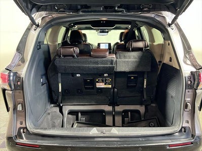 2024 Toyota Sienna Platinum 7 Passenger