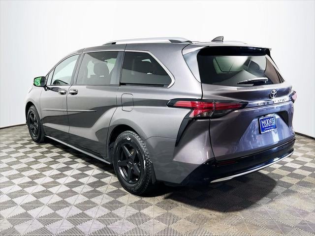 2024 Toyota Sienna Platinum 7 Passenger