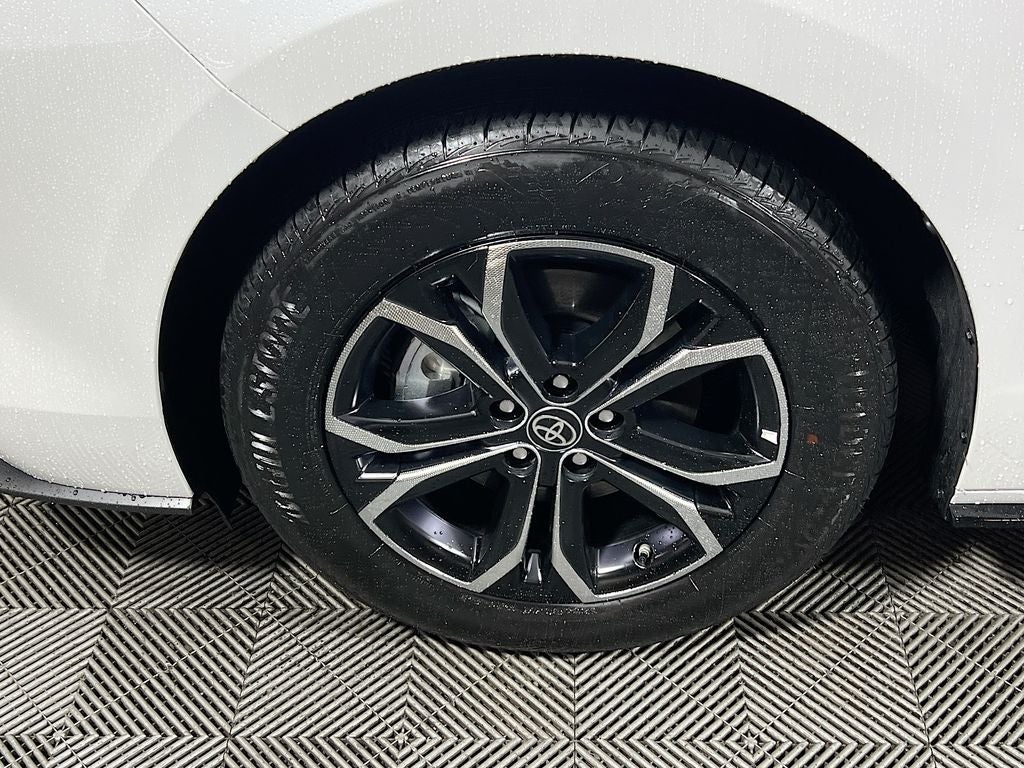 2025 Toyota Sienna Platinum 7 Passenger