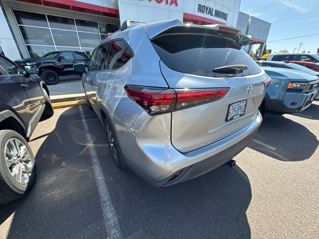 2021 Toyota Highlander XLE