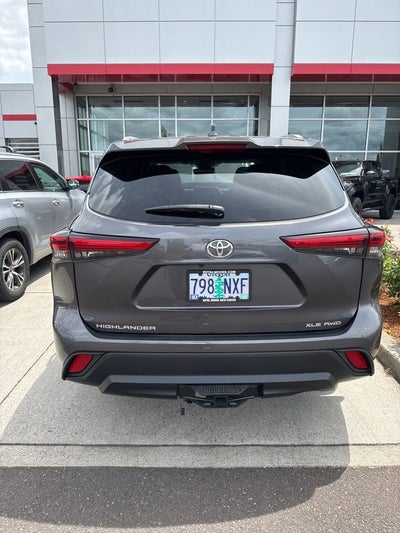 2022 Toyota Highlander XLE