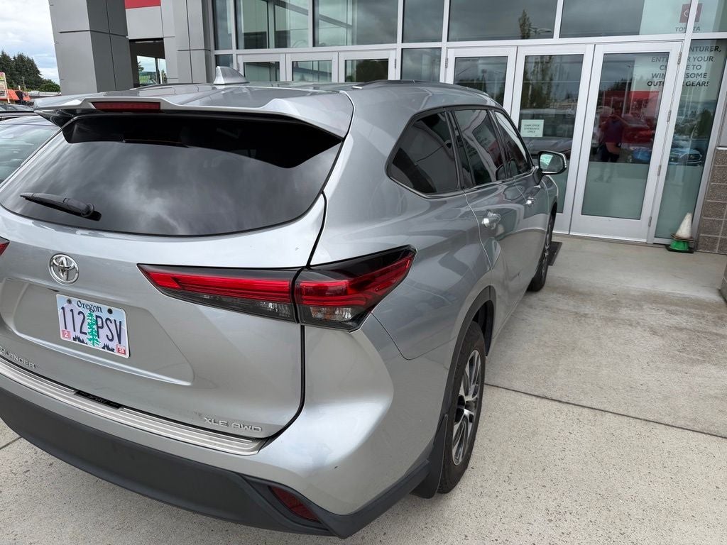 2021 Toyota Highlander XLE
