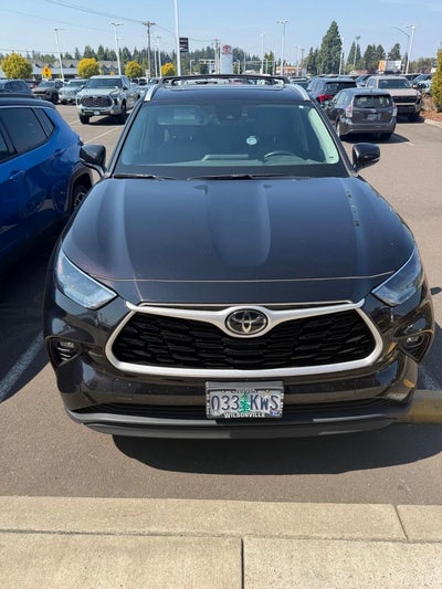 2022 Toyota Highlander XLE