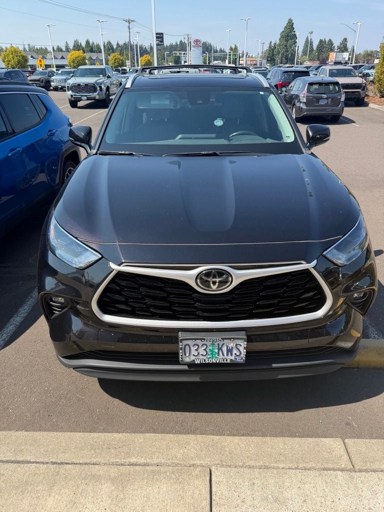 2022 Toyota Highlander XLE