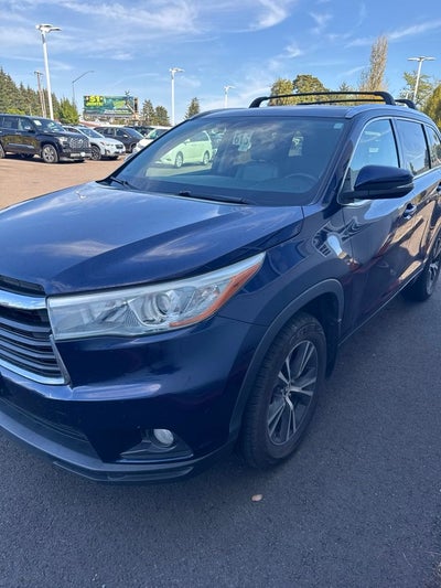 2016 Toyota Highlander XLE V6