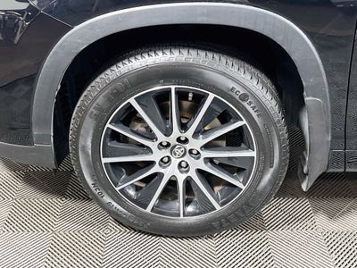 2017 Toyota Highlander SE