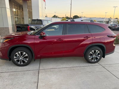 2026 Toyota Highlander Hybrid XLE