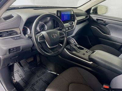 2023 Toyota Highlander LE
