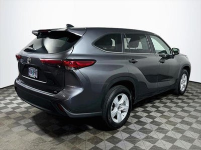 2023 Toyota Highlander LE