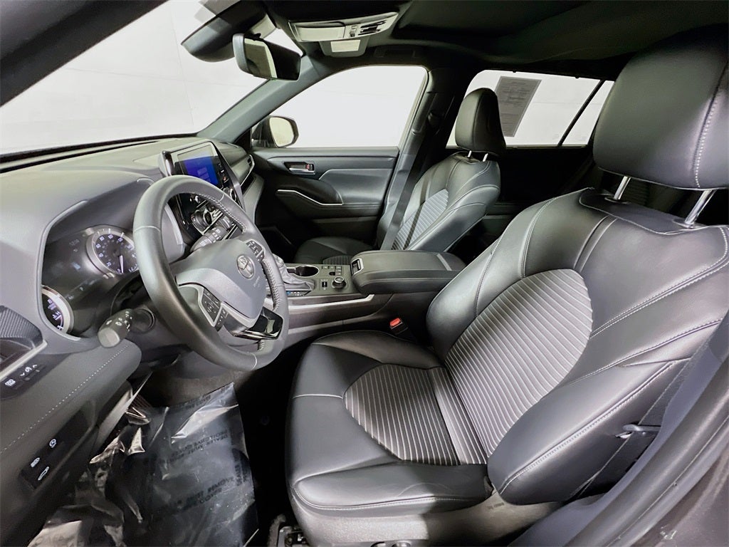 2024 Toyota Highlander XSE