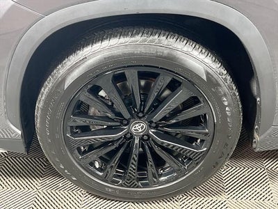 2024 Toyota Highlander XSE