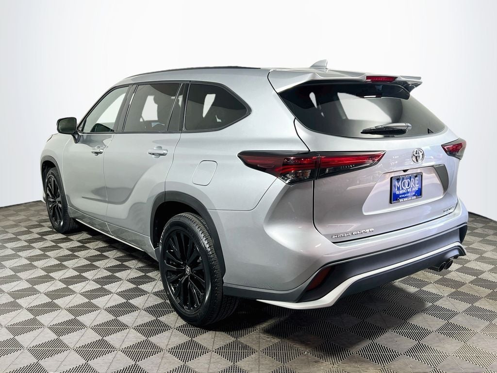 2025 Toyota Highlander XSE