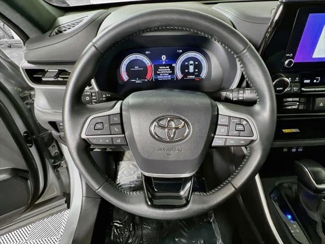 2025 Toyota Highlander XSE