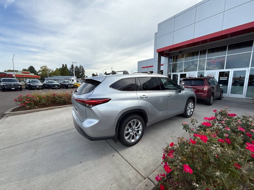 2023 Toyota Highlander Limited