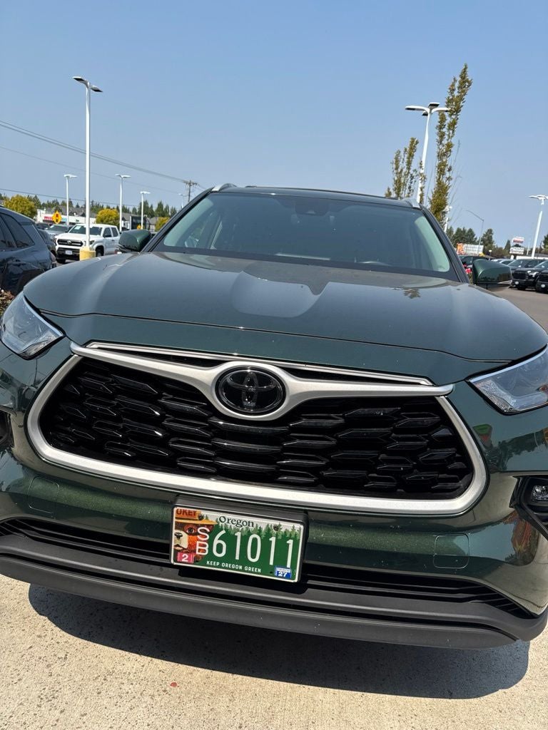 2023 Toyota Highlander XLE