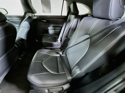 2025 Toyota Highlander XLE