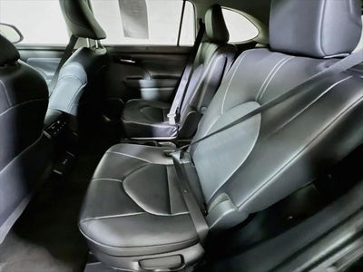 2025 Toyota Highlander XLE