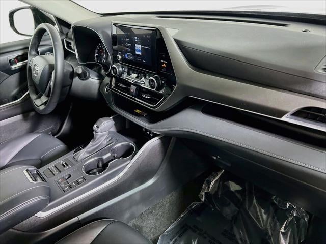 2025 Toyota Highlander XLE