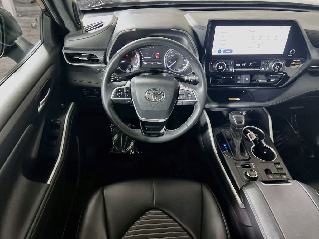2023 Toyota Highlander XSE