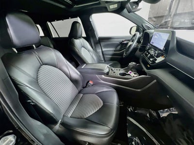 2023 Toyota Highlander XSE