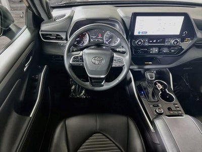2023 Toyota Highlander XSE