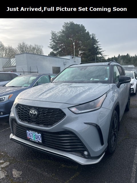 2025 Toyota Highlander XSE