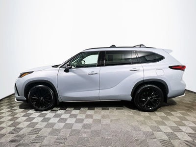 2025 Toyota Highlander XSE