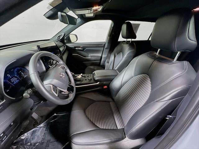 2025 Toyota Highlander XSE