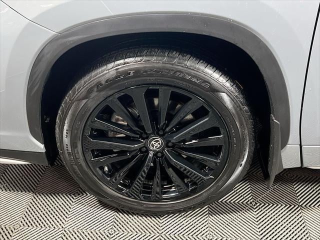 2025 Toyota Highlander XSE