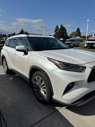 2024 Toyota Highlander Platinum