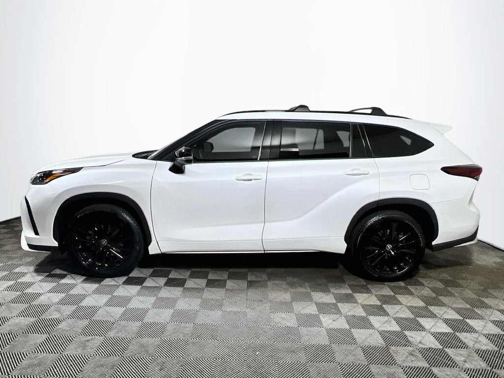 2026 Toyota Highlander XSE