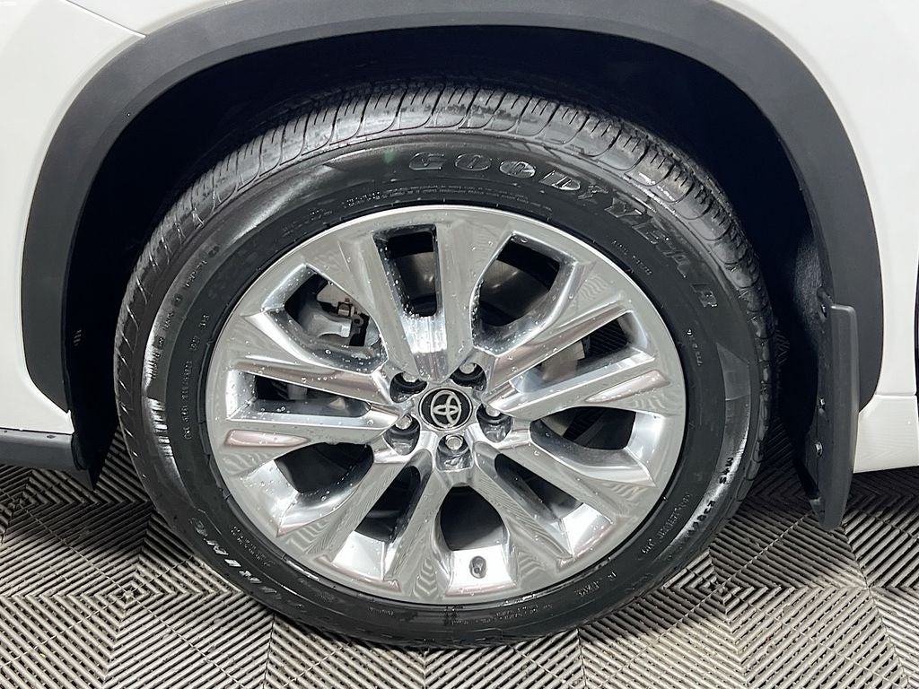2025 Toyota Highlander Limited