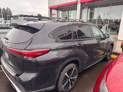 2022 Toyota Highlander XSE
