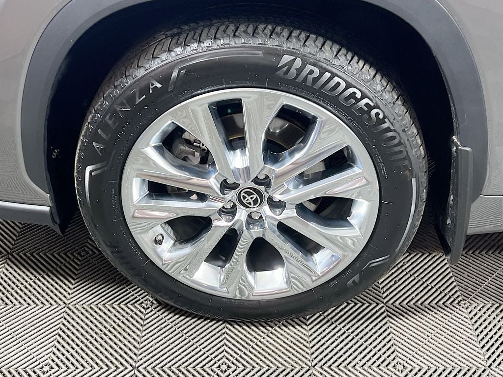 2025 Toyota Highlander Hybrid Limited