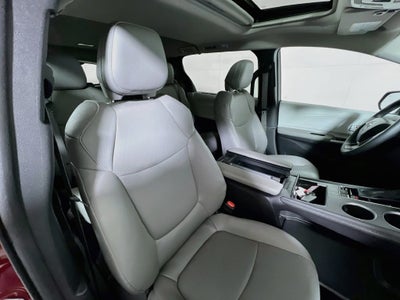 2025 Toyota Sienna XLE 7 Passenger