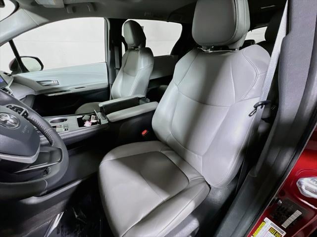 2025 Toyota Sienna XLE 7 Passenger