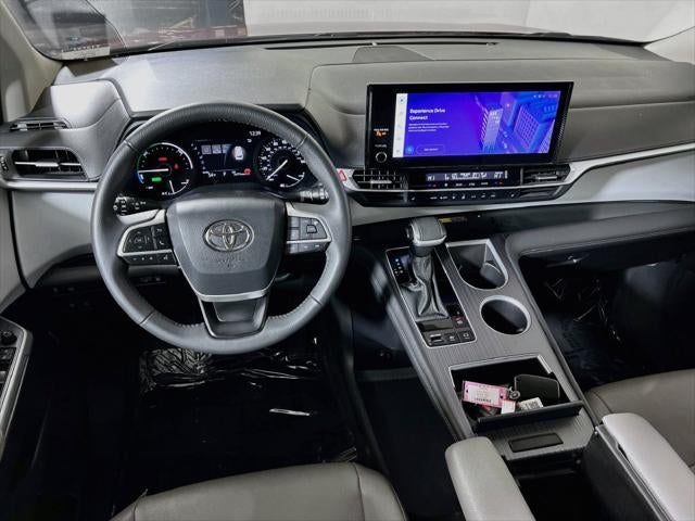 2025 Toyota Sienna XLE 7 Passenger