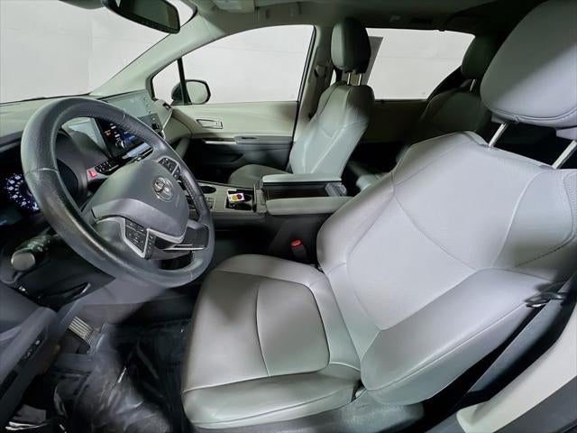 2024 Toyota Sienna XLE 8 Passenger