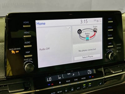 2024 Toyota Sienna XLE 8 Passenger