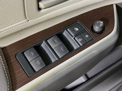 2024 Toyota Sienna XLE 8 Passenger