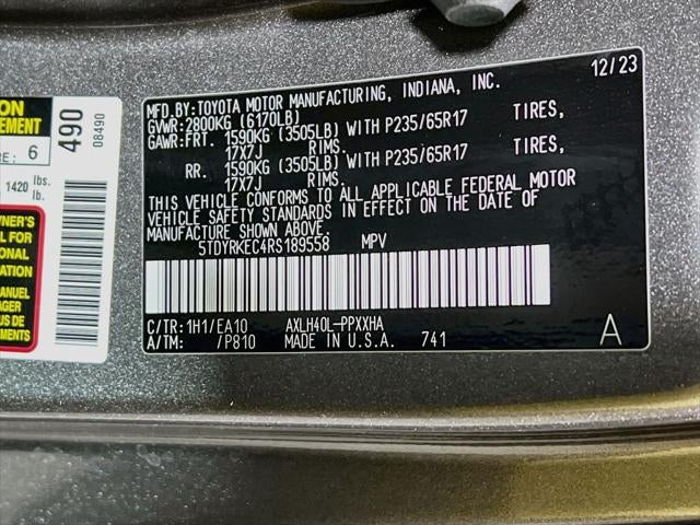 2024 Toyota Sienna XLE 8 Passenger