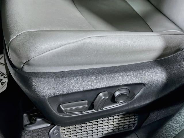 2025 Toyota Sienna XLE 8 Passenger
