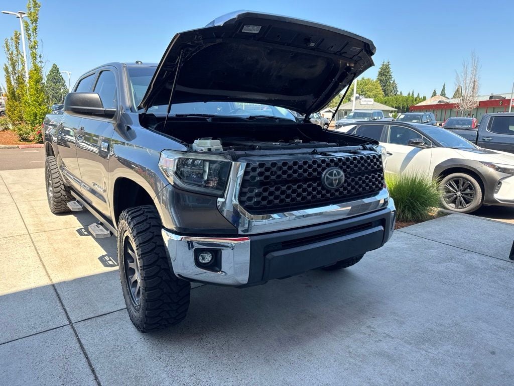2018 Toyota Tundra SR5 5.7L V8