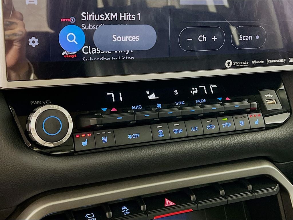 2023 Toyota Tundra Hybrid Limited