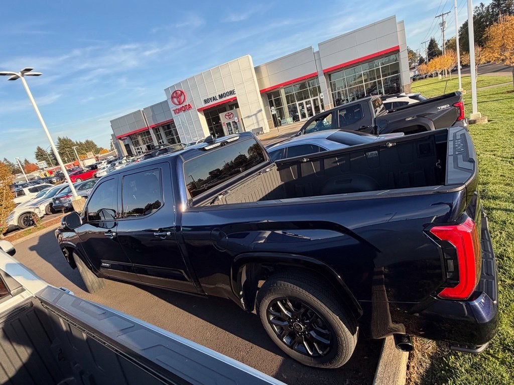 2024 Toyota Tundra Hybrid Platinum